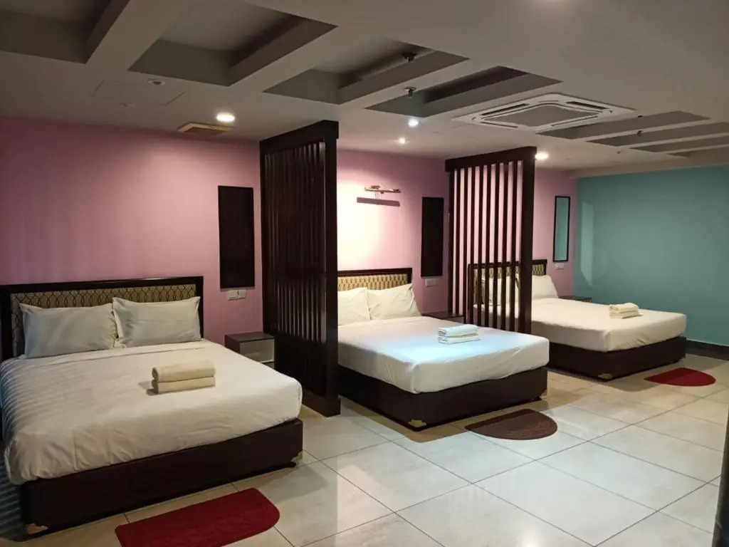 Hotel Sri Sutra PJ 222