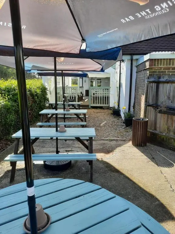 The Roebuck - Travel accommodation