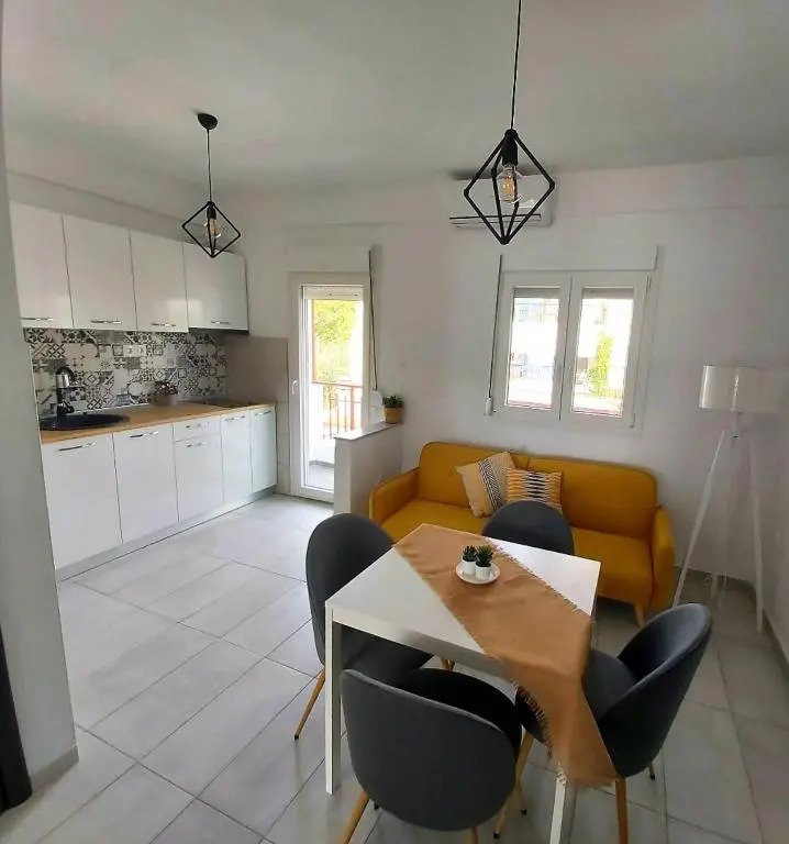 Perla Sea View Apartments