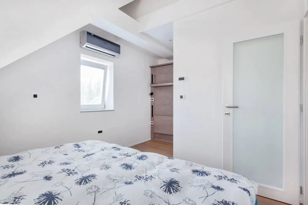 Ljubljana Riverbank Apartment in City Centre!