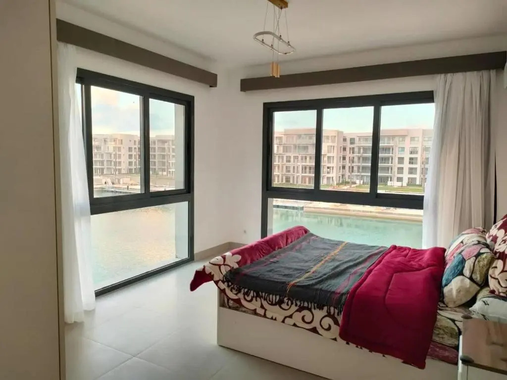 Studio for rent at marina marassi 1 first row Qanal with new furniture