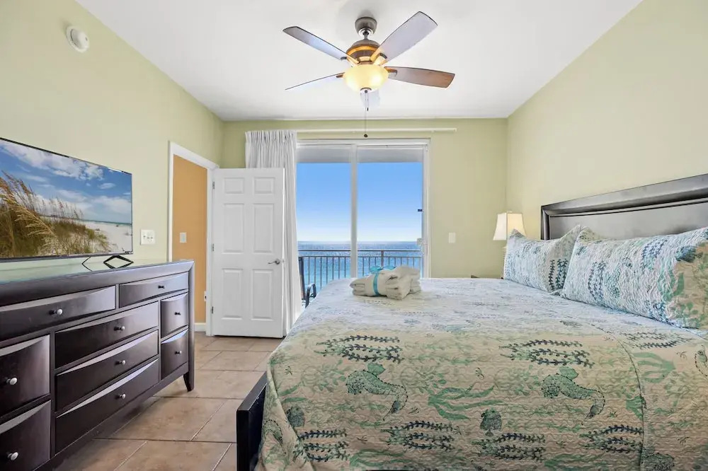 Anchor's Way! Come Visit Our Beautiful 2 BR, 2BA Oceanfront Retreat! Sleeps 6!