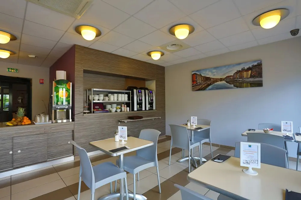 Comfort Suites Lyon Est Eurexpo