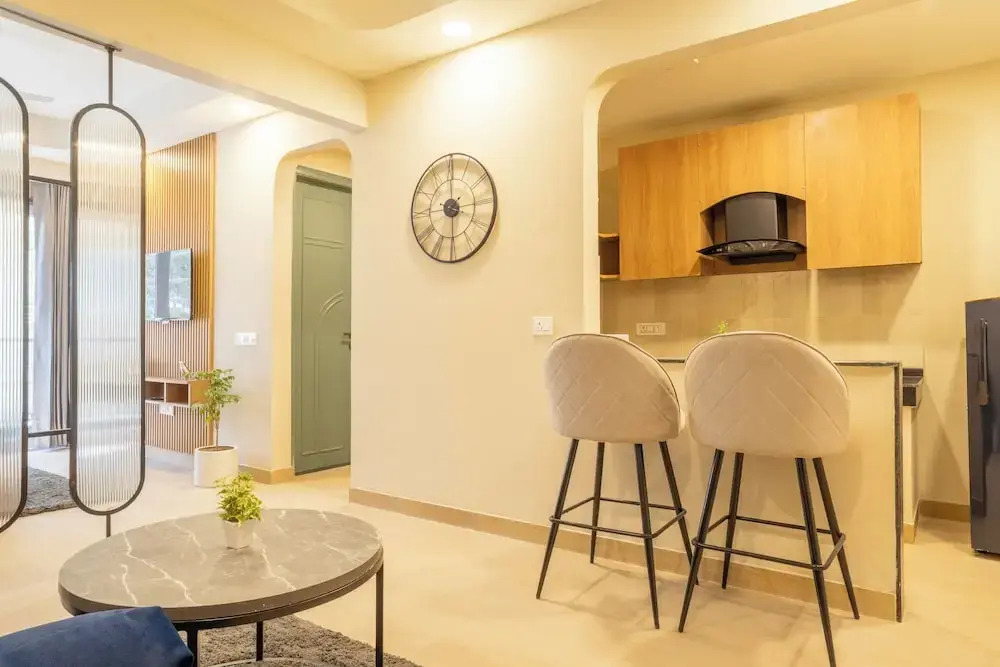 Housr 1 BHK Apartment Sector 42 Gurgaon