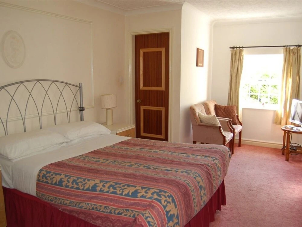 Brook House Hotel