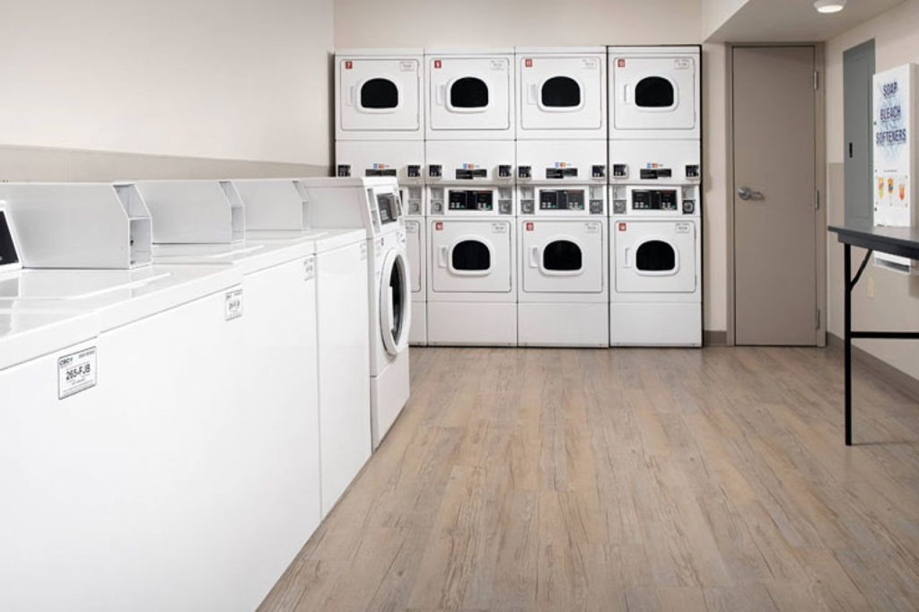 WoodSpring Suites Broken Arrow