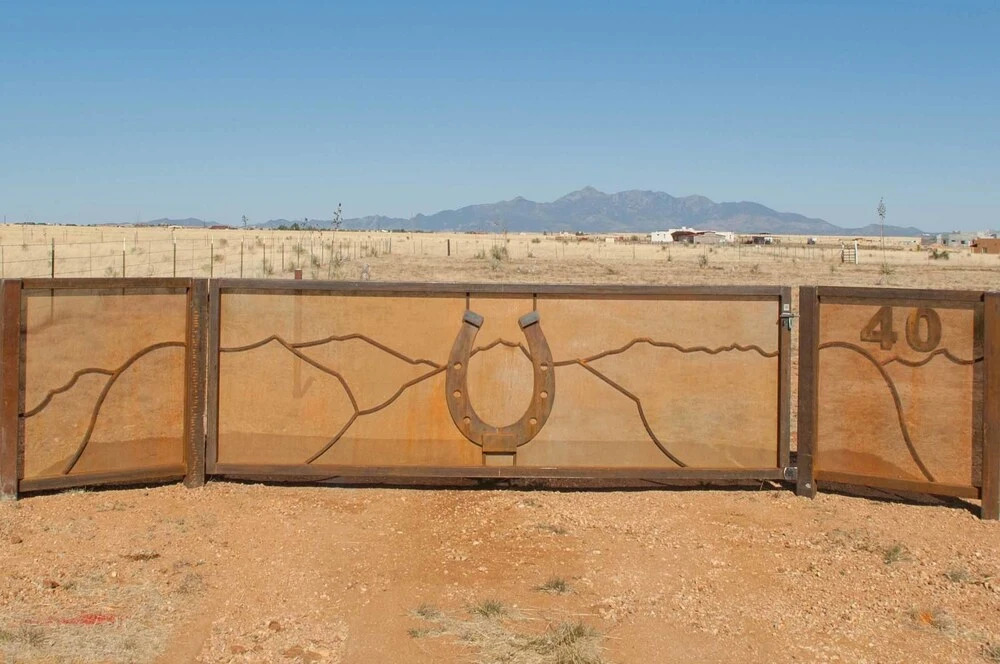 Horse Shoe Court Vacation Rental