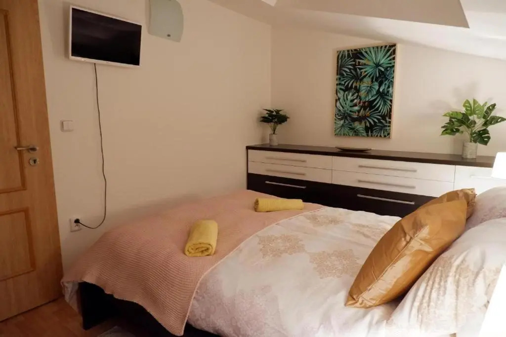 Apartman v centru mesta s vyhledem na Petra