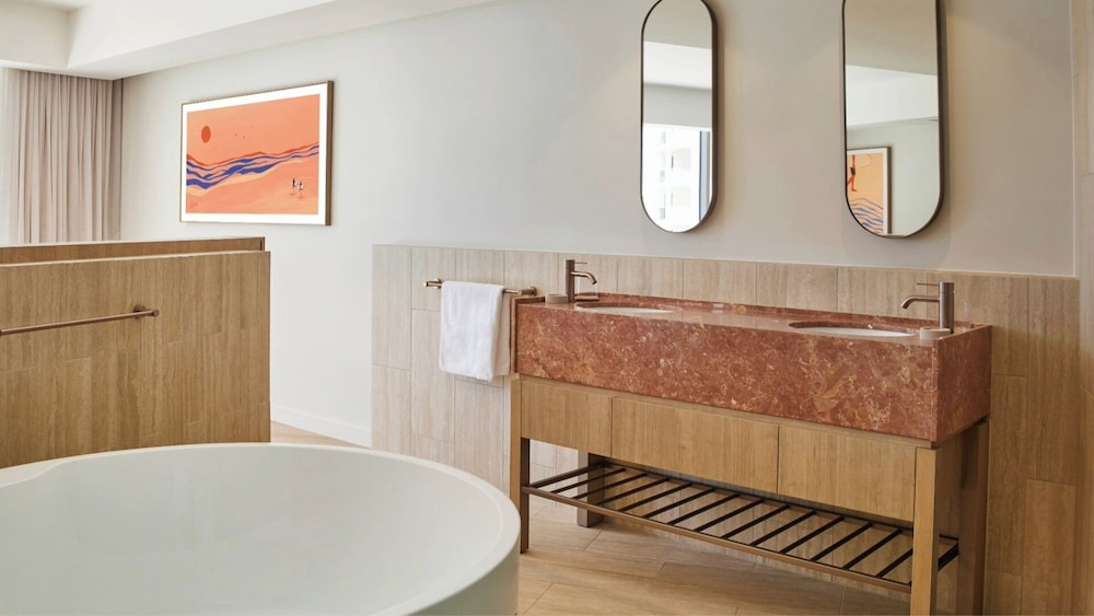 Avani Mooloolaba Beach Hotel