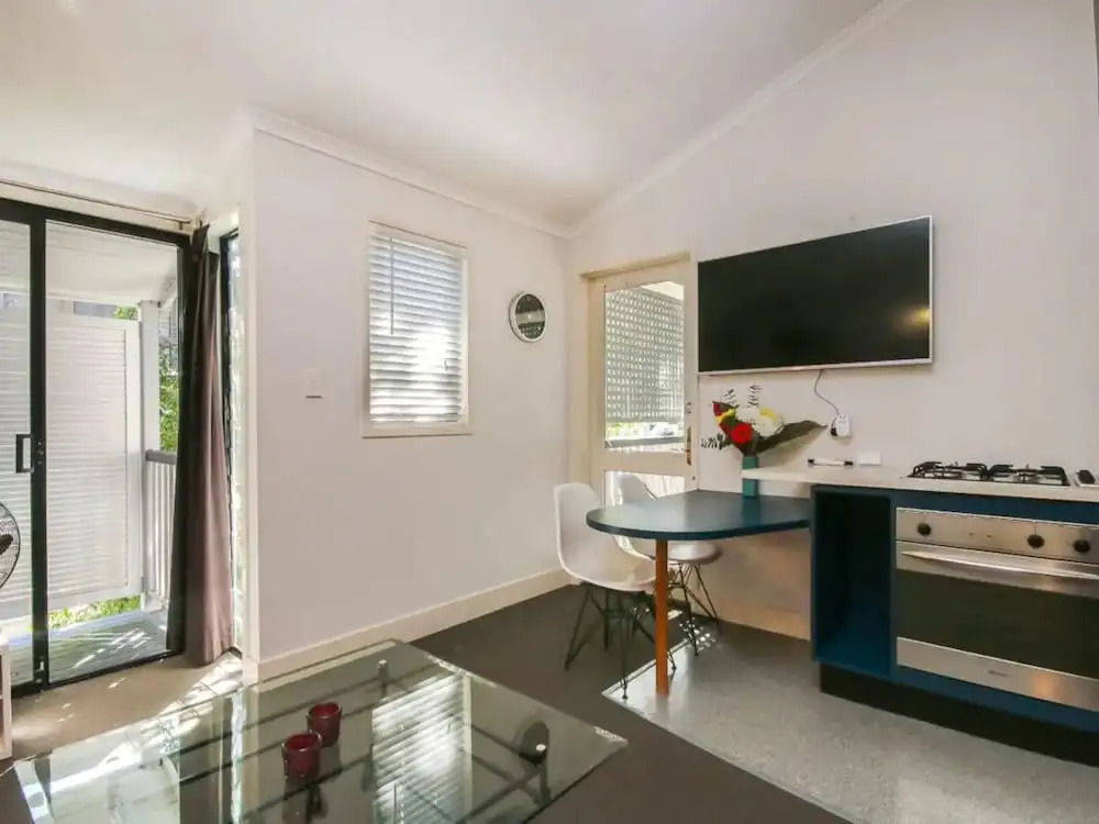 Comfortable Studio near New Farm Park