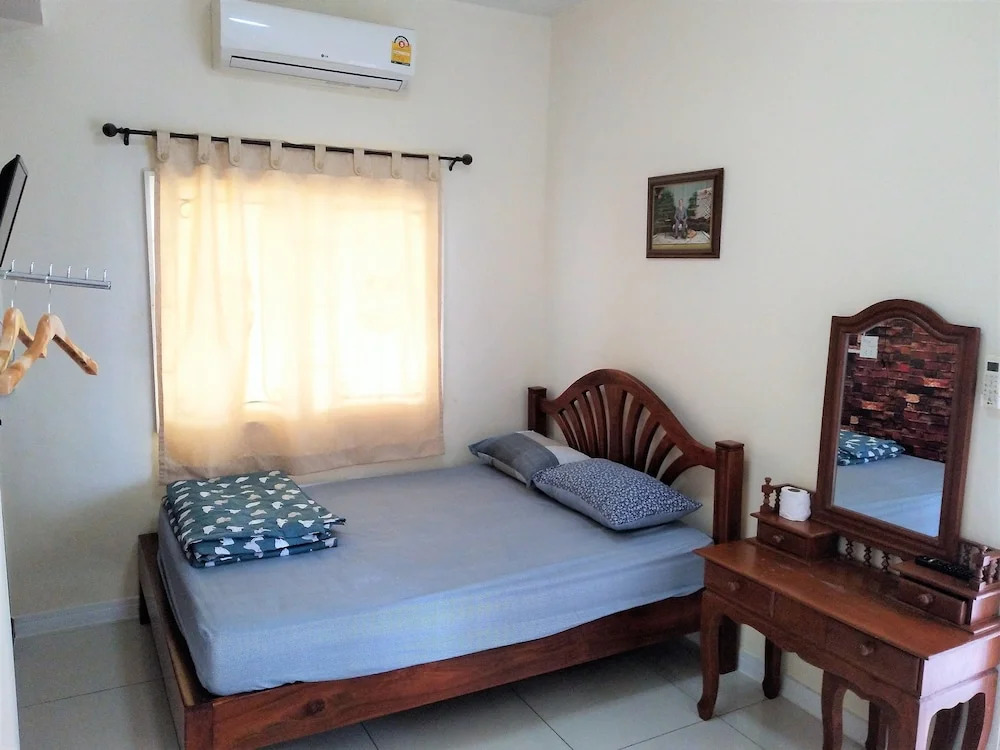 Penthai Hostel