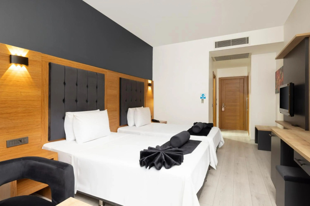 My Plus Royal Ataşehir
