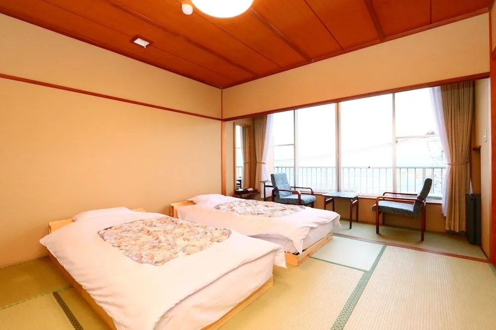 Seafood Restaurant ＆ Ryokan Yamani