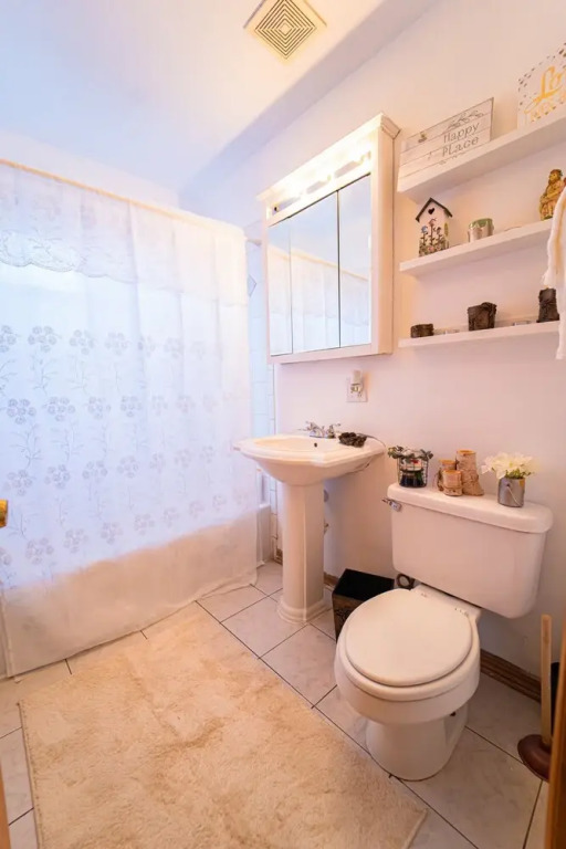 Lovely 3 Bedrooms Apartment In Chicago Midway