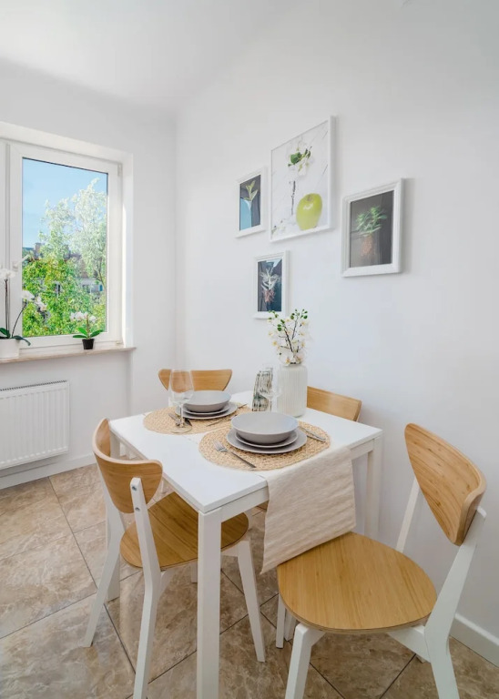 Plac Zbawiciela Comfortable Apartment