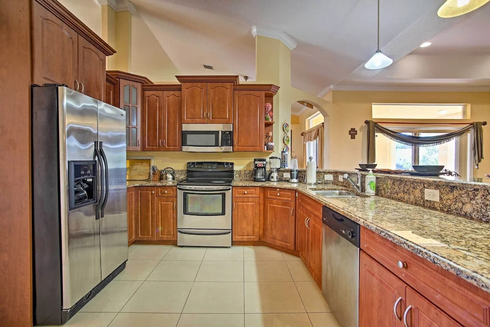 Spacious Port St Lucie Home Near PGA Village