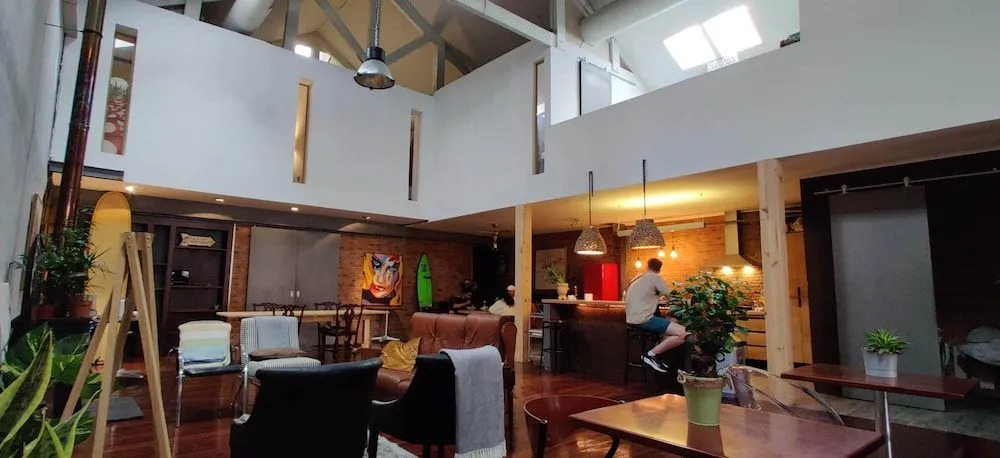 Caruma Surf Hostel