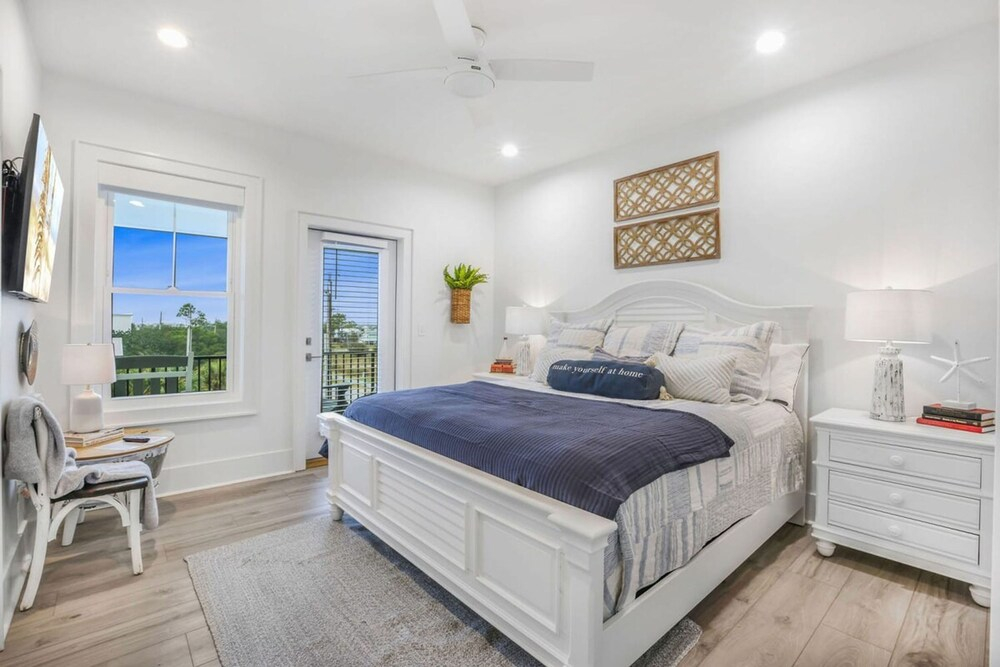 Sweet Mama s 4 4 Cottage Beach Access Pool