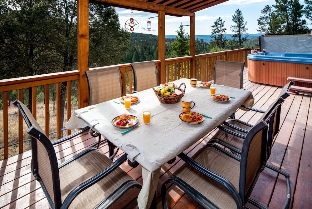 Majestic Cabin - Three Bedroom Cabin