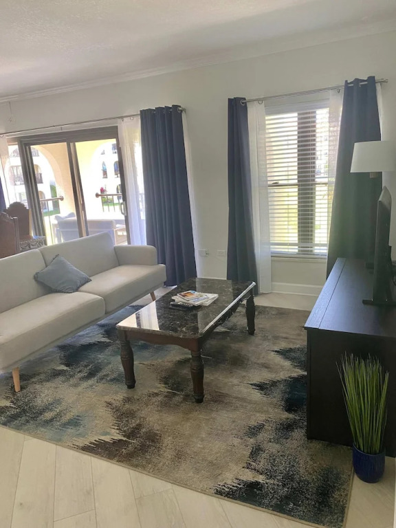 Oceanfront Condo on Seven Mile Beach
