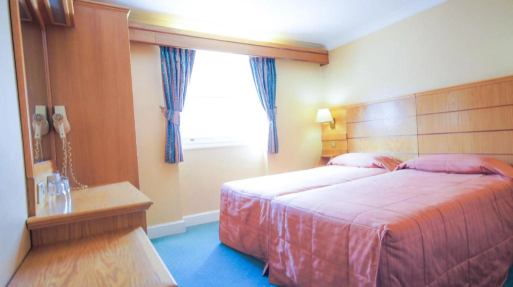 The Nayland Hotel