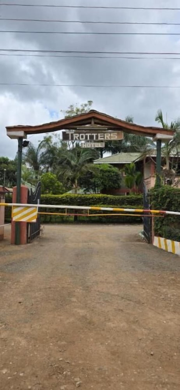 Trotters Hotel