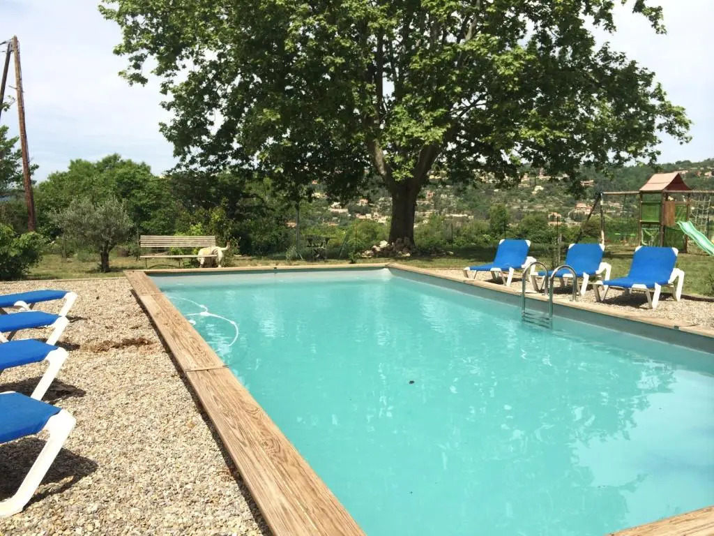 Château de Peyrolles