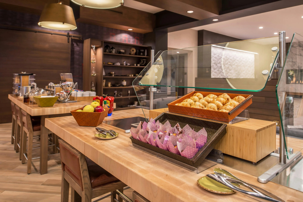 Doubletree By Hilton Lafayette East