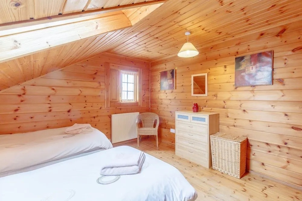 Jamaal Lodge