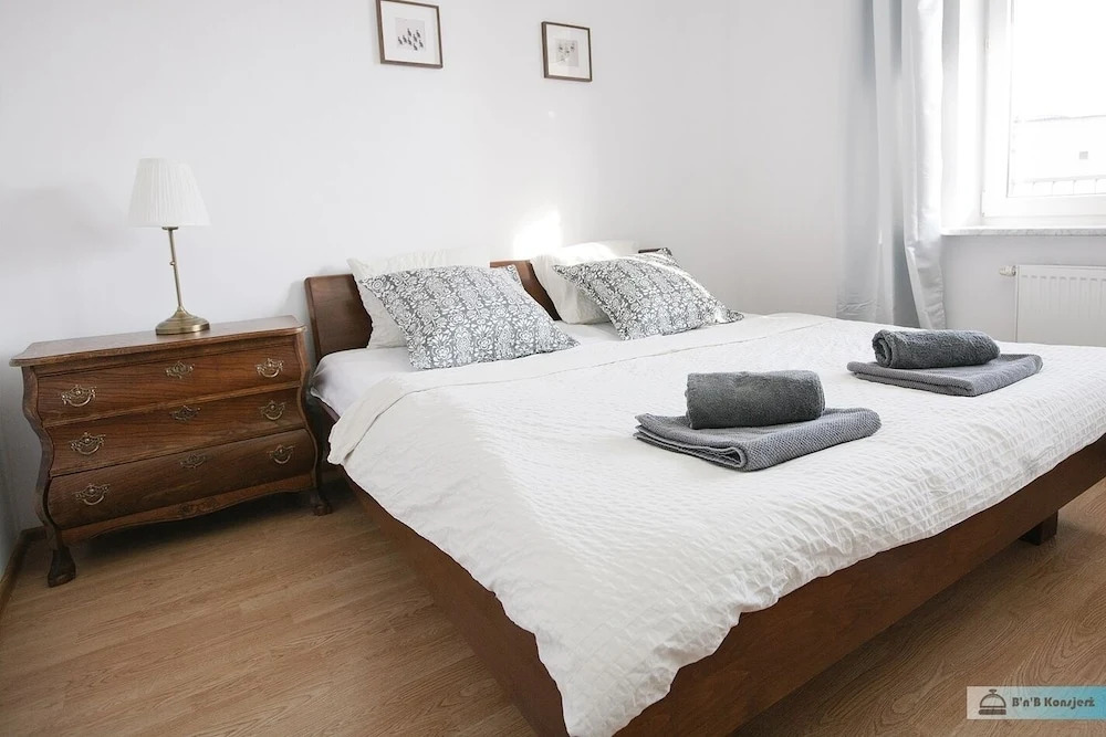 Warsaw Concierge Saxon Apartment