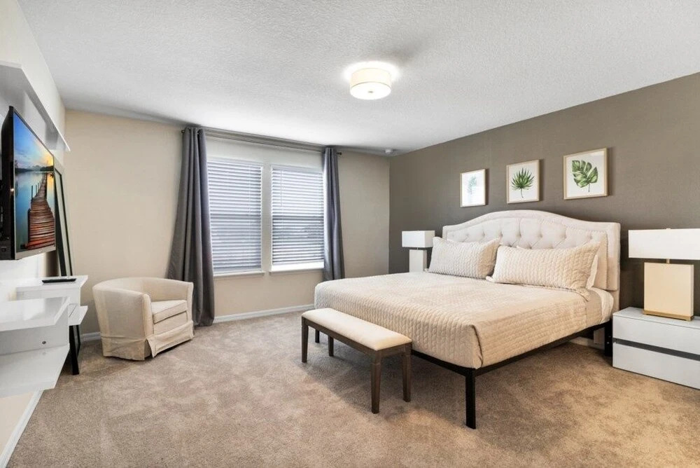 New Luxury Home In Solterra Resort Kissimmee! 5 Bedroom Home by Redawning