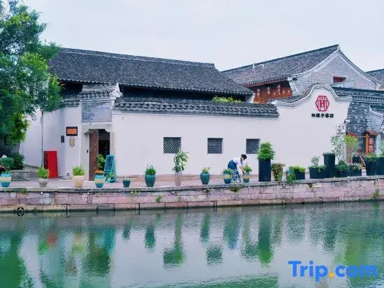 Mrs Lin hotel