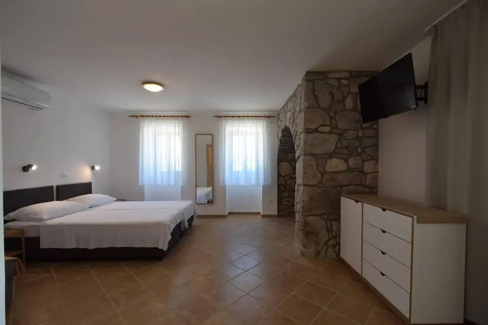 Apartments Insula Insule