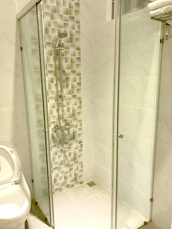 Hillside Suite Guest House
