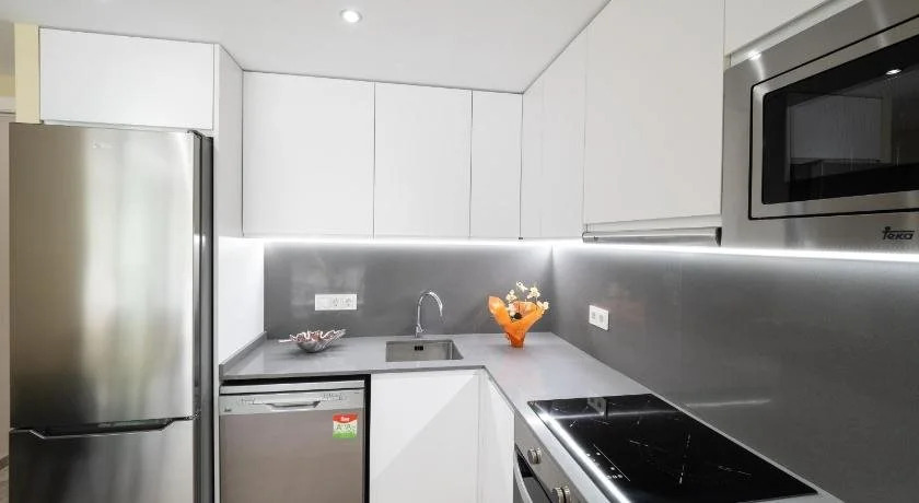 Aparthotel Esquirol