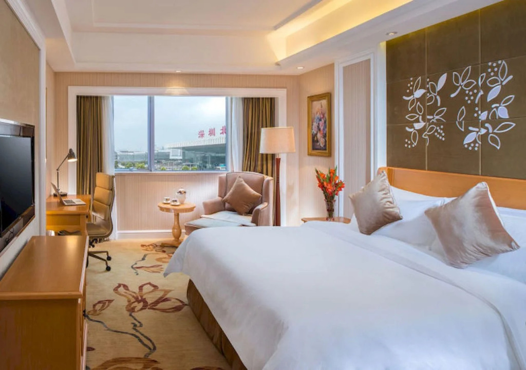 Vienna Hotel Shenzhen Fuyong Village