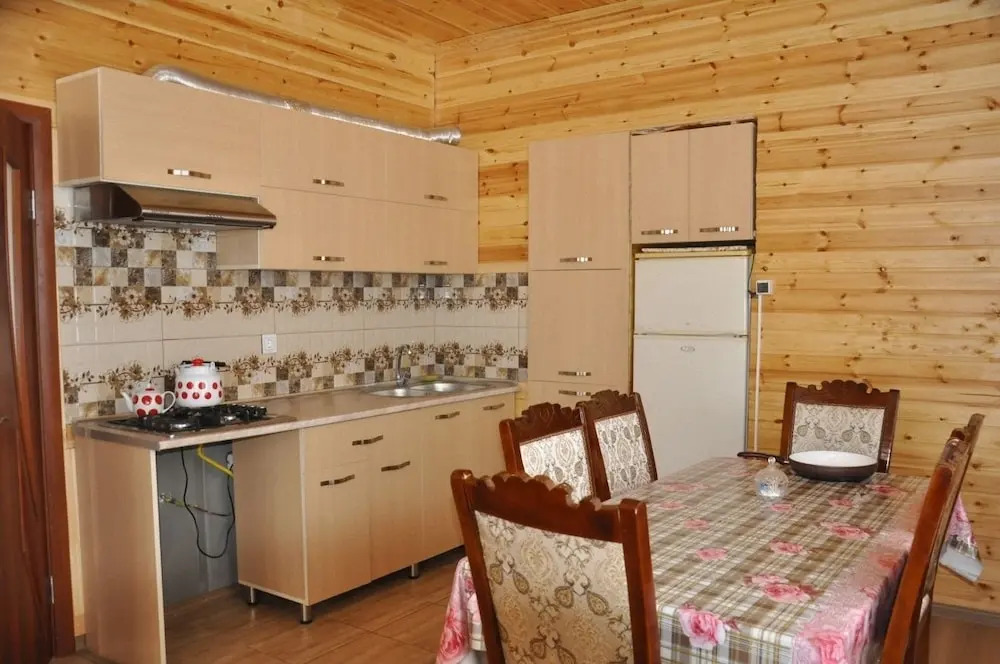 Qechresh Villa Lux