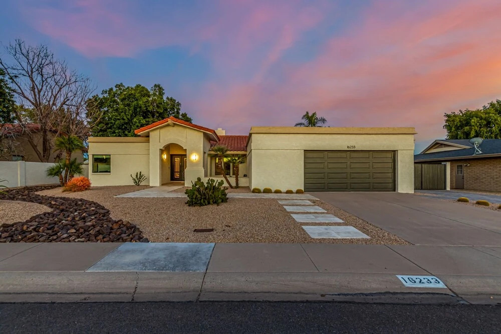 63rd Scottsdale 4 Bedroom Home by Redawning