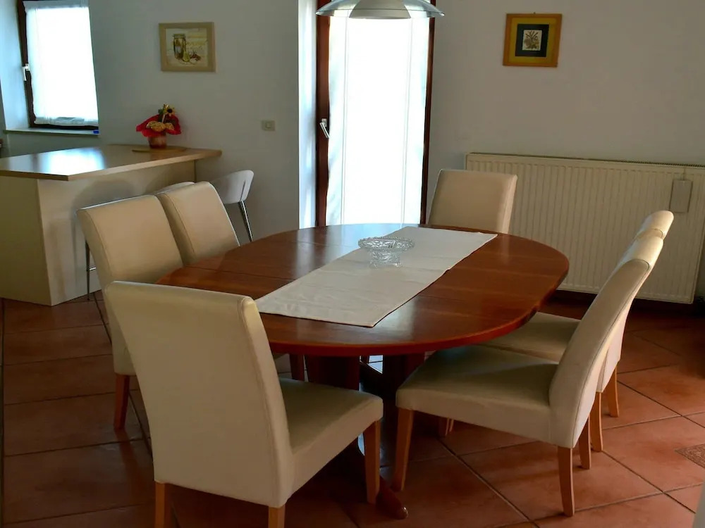 Apartment Take a Look