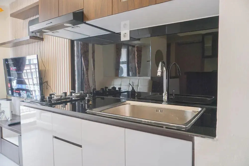 Warm And Modern Style 2Br At Meikarta Apartment