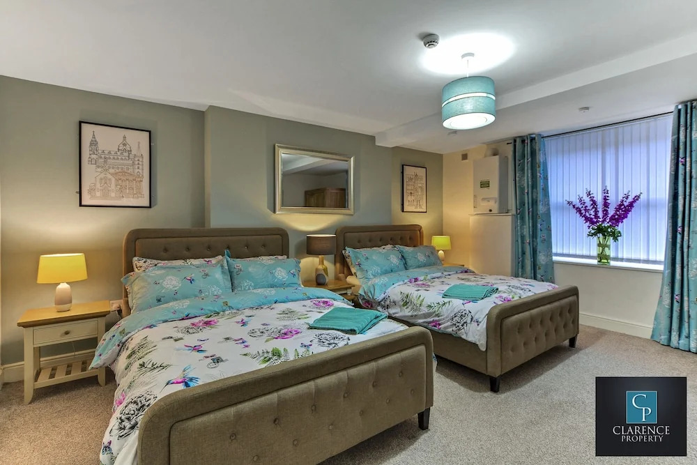 Crawford Apt