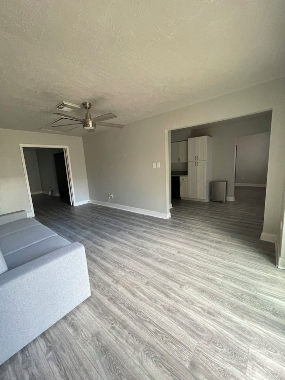 12371 Sharpview Dr