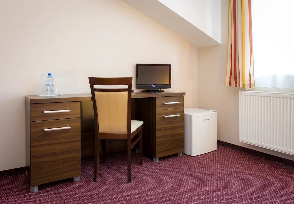No 28 Rooms & Apartments
