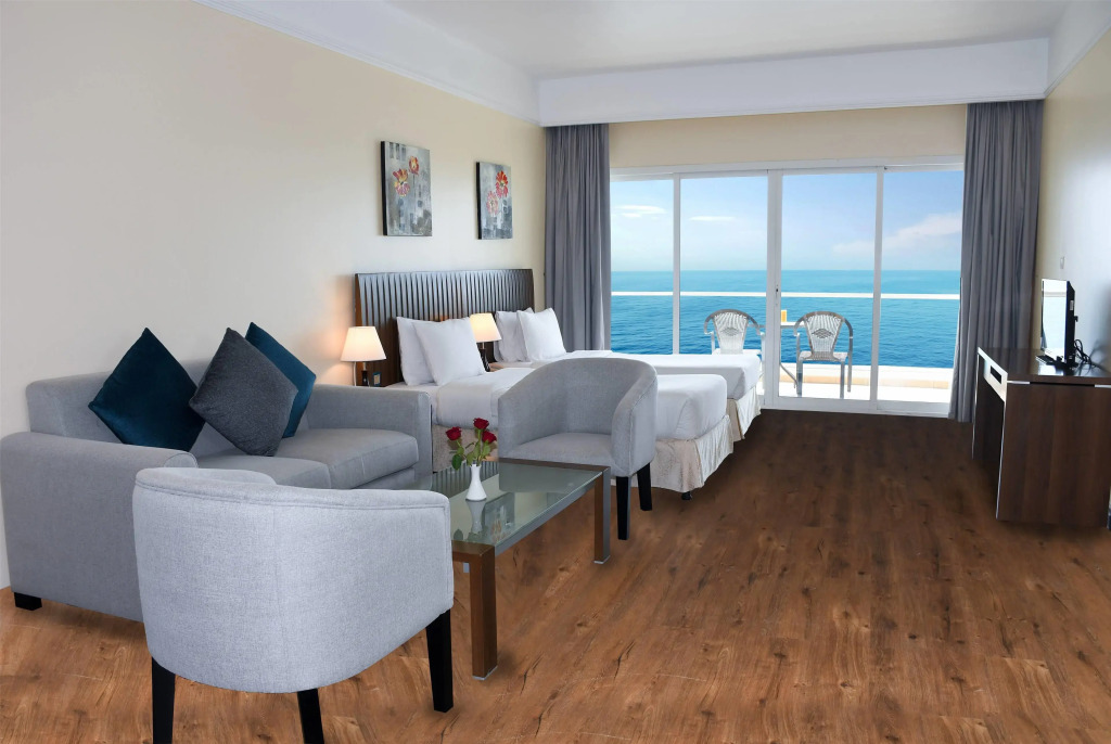 Отель Ramada By Wyndham Beach Ajman