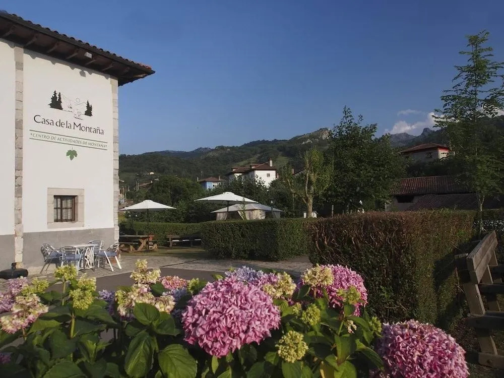 Casa de la Montaña Albergue Turístico