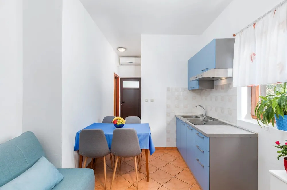Apartment 365