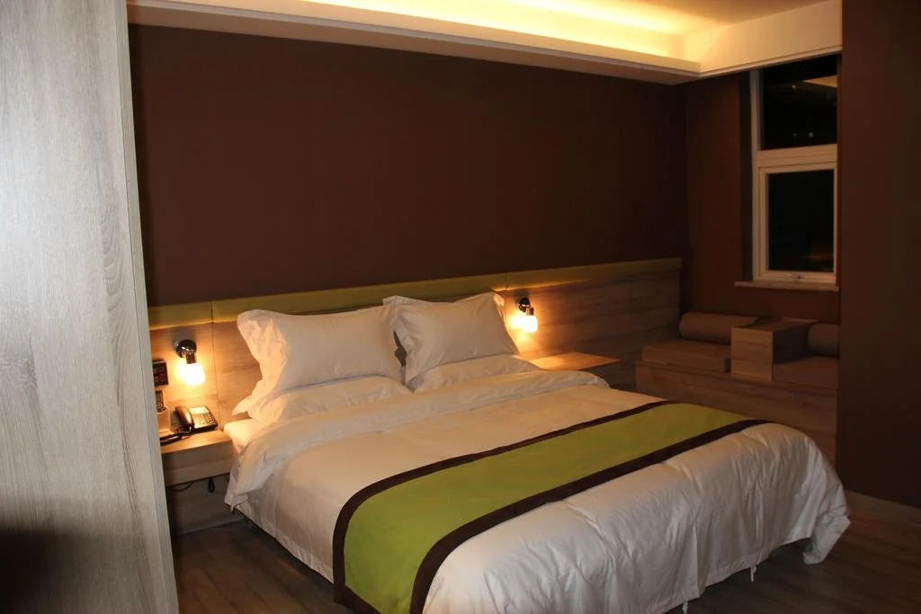 Apple Hotel