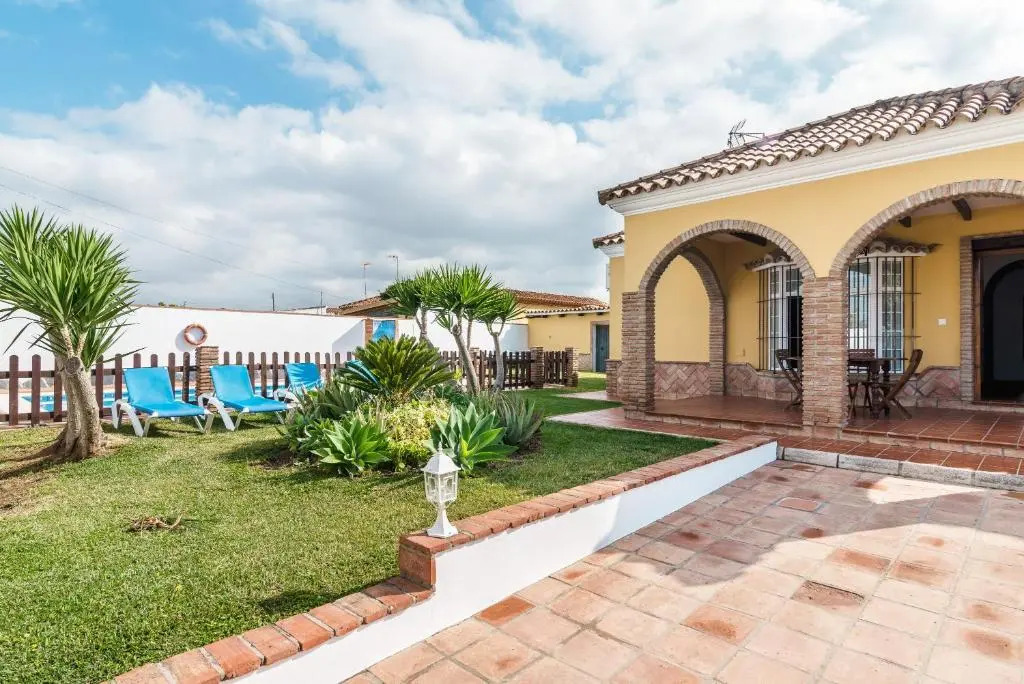 Casa Familiar La Lobita 1