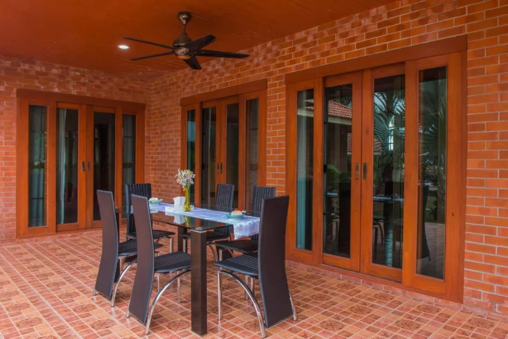 Neevina villa