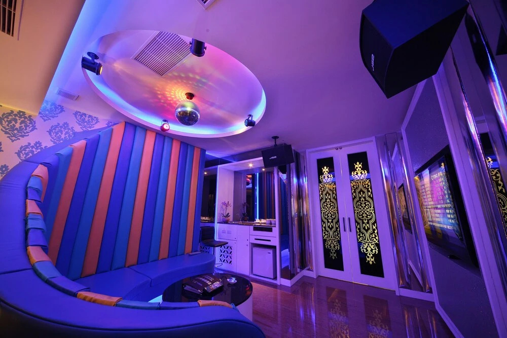 Shining Motel